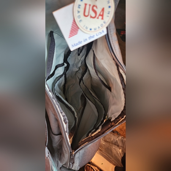 Large Black Ameri Bag - Picture 5 of 5